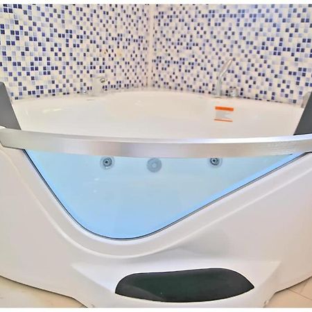 Oasis Lawafossi Apartment โบโบดีอูลาสโซ ภายนอก รูปภาพ