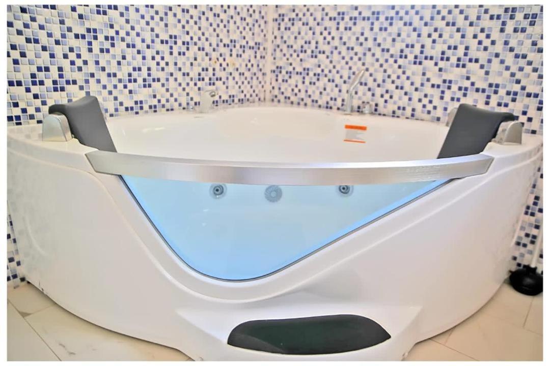 Oasis Lawafossi Apartment โบโบดีอูลาสโซ ภายนอก รูปภาพ