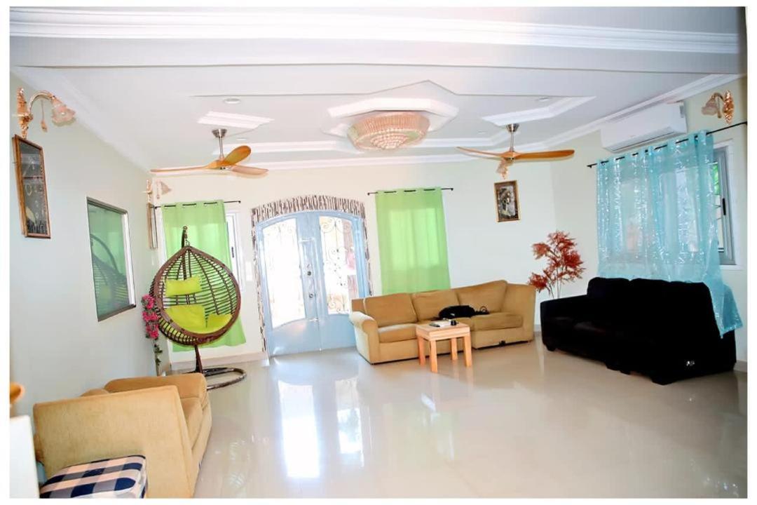 Oasis Lawafossi Apartment โบโบดีอูลาสโซ ภายนอก รูปภาพ